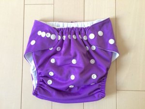 画像2: 「グレープ」立ったまま履ける パンツ型ワンサイズおむつ トレパンにも♪紫 パープル (2)