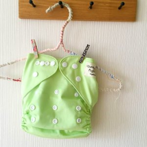 画像2: メロンミルク【布おむつ本舗オリジナル】ポケット式 ワンサイズおむつカバー （スナップ/ツルツル生地）ピスタチオグリーン ,パウダーグリーン (2)