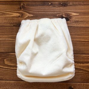 画像4: もこもこミルク【布おむつ本舗オリジナル】ポケット式 ワンサイズおむつカバー ふんわり モコモコ （マジックテープ/ミンキー素材） 赤ちゃんらしい,みるく (4)