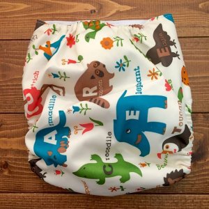 画像3: アニマルアルファベット【布おむつ本舗オリジナル】ポケット式ワンサイズおむつカバー（スナップ/ツルツル生地） (3)