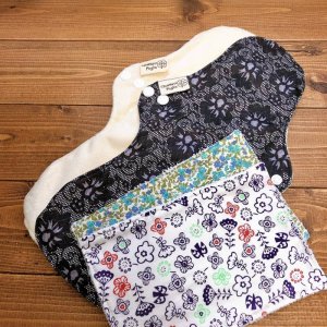 画像2: 【在庫限り】夜用布ナプキン福袋（夜用２枚＋便利クロス２枚＝４点セット） 【クリックポスト送料無料】旧品再販なし (2)