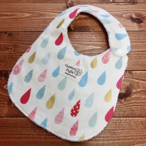 画像2: キラリ⭐︎しずくちゃん【ハンドメイド超吸収スタイ】マイクロファイバー×コットン生地のよだれかけ【スタイ5枚以上まとめ買いで送料無料!】雨 雫 (2)