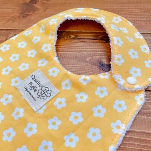画像3: 【超吸収！魔法のスタイ】ポップフラワー（イエロー）【ハンドメイド】マイクロファイバー×コットン生地のよだれかけ【スタイ５枚以上まとめ買いで送料無料！】黄色,花柄 (3)