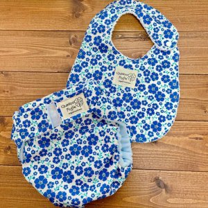 おむつカバーもお揃いでどうぞ