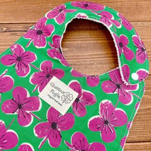 画像2: 【超吸収！魔法のスタイ】北欧アートフラワー（グリーン×ピンク）【ハンドメイド】マイクロファイバー×コットン生地のよだれかけ【スタイ５枚以上まとめ買いで送料無料！】花柄 (2)