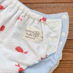 画像2: 【再販なし】金魚(ホワイト)【立ったまま交換出来る♪パンツ型おむつカバー】トレパンにも♪ ハンドメイド/リップル,和柄 (2)