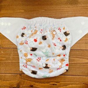 画像2: 「ハリネズミとウサギ」 立ったまま履けるパンツ型ワンサイズおむつ/トレパンにも♪きのこ,森 (2)