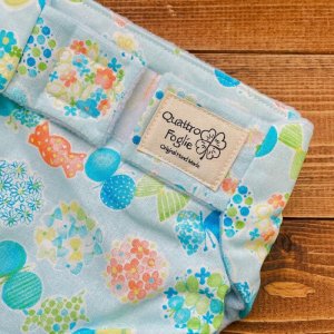 画像2: 水彩バタフライフラワー（水色） 【よつばのおむつ/日本製/ハンドメイド布おむつカバー】  蝶々,ちょうちょ,再販なし (2)