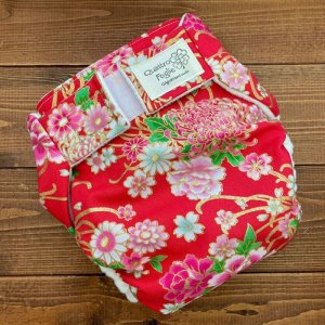 画像2: 金ラメ！和の花柄（赤）【よつばのおむつ/日本製/ハンドメイド】布おむつカバー （透湿性防水布使用）フラワー,レッド (2)