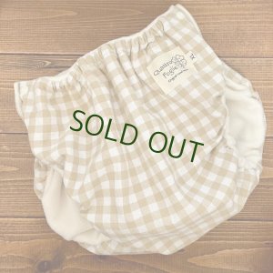 画像2: 【大きいトレパン XL:90-110】 ギンガムチェック（カフェオレ） パンツ型おむつカバー（防水）立ったまま交換出来る♪ベージュ (2)