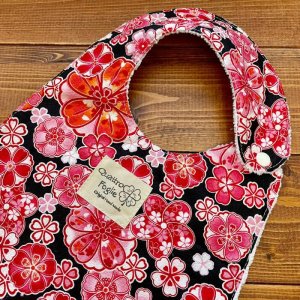 画像2: 【超吸収!魔法のスタイ】和花柄(黒)【ハンドメイド】マイクロファイバー×コットン生地のよだれかけ【スタイ5枚以上まとめ買いで送料無料!】フラワー,ブラック (2)