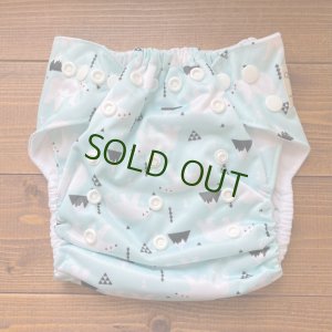 画像1: 「シロクマ（水色）」 パンツ型ワンサイズおむつ/立ったまま履ける  トレパンにも♪ (1)