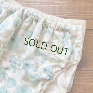 画像2: 【大きいトレパン XL:90-110】 おはなびより -青葉風 Aobakaze- パンツ型おむつカバー（防水）立ったまま交換出来る♪フラワー花柄 (2)