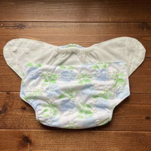 画像2: 水彩アジサイ【早い者勝ち！小ロット販売】ポケット式 おむつカバー（スナップ/ツルツル生地）紫陽花,あじさい (2)