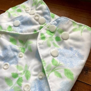 画像3: 水彩アジサイ【早い者勝ち！小ロット販売】ポケット式 おむつカバー（スナップ/ツルツル生地）紫陽花,あじさい (3)