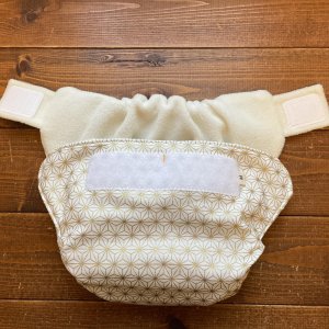 画像5: 縁起の良い麻の葉（白金 ホワイト×ゴールド） 【よつばのおむつ/日本製/ハンドメイド】 布おむつカバー （透湿性防水布使用）和柄 (5)