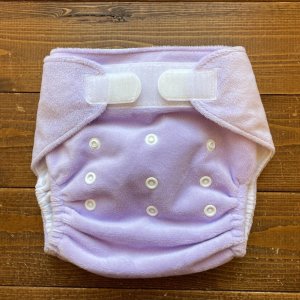 画像1: 早い者勝ち¥0プレゼント 【お買い上げ13,000円以上特典】 ワンサイズおむつ「もこもこラベンダーミルク/マジックテープ」 (1)