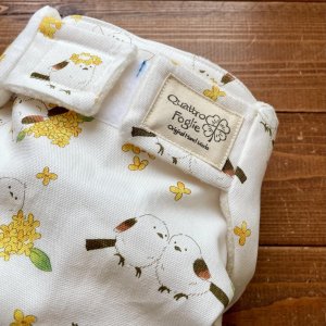 画像2: 金木犀とシマエナガ 【よつばのおむつ/日本製/ハンドメイド】 布おむつカバー （透湿性防水布使用）トリ,フラワー,花柄,秋,キンモクセイ (2)