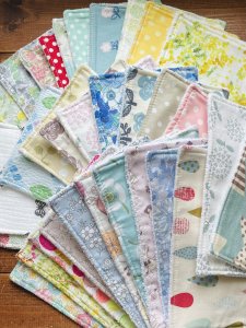 おしりふきもいろんな柄の中から♪