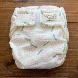 画像1: 北欧アジサイ（ピンク） 【よつばのおむつ/日本製/ハンドメイド】 布おむつカバー （透湿性防水布使用）花柄 (1)