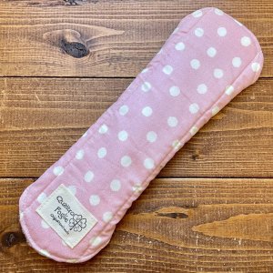 画像5: 【5枚以上まとめ買いで送料無料】 手作り布ナプキン「ぼんぼり水玉（いちごみるく）」 ｜防水・昼・多い日用【レギュラーMサイズ】 繰り返し使えてお肌に優しいハンドメイド (5)
