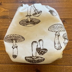 画像4: 【受注製作】リアルキノコ（キナリ） 【よつばのおむつ/日本製/ハンドメイド】 布おむつカバー （透湿性防水布使用）きのこ※ご希望のサイズをお知らせください (4)