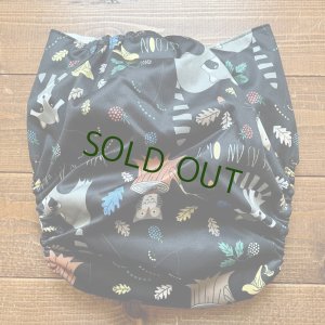 画像3: 【2~7歳向け/BIGサイズ】 「森の動物たち（黒）」ポケット式 ワンサイズおむつ/立体ギャザー付き（スナップ/ツルツル生地）動物,アニマル,アライグマ,フクロウ,キノコ (3)