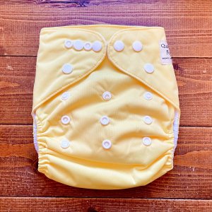 画像1: 早い者勝ち¥0プレゼント 【お買い上げ10,000円以上特典】 ワンサイズおむつ「バナナミルク スナップ」 (1)