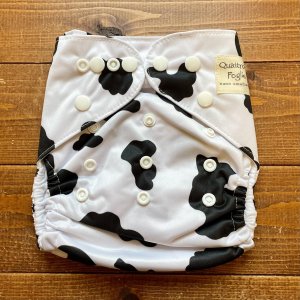 画像1: 早い者勝ち¥0プレゼント 【お買い上げ12,000円以上特典】 訳ありワンサイズおむつ 「牛(スナップ)」 (1)