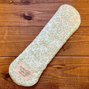 画像4: 【5枚以上まとめ買いで送料無料】 手作り布ナプキン「若葉のうた」 ｜防水・昼・多い日用【レギュラーMサイズ】 繰り返し使えてお肌に優しいハンドメイド (4)