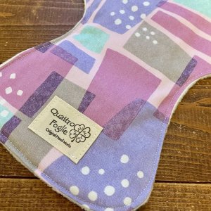 画像2: 夜用布ナプキン30cm 多い日も安心の防水仕様 北欧ハッピースクエア 【ハンドメイド】 (2)