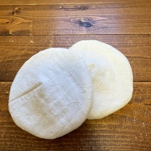 画像1: 【送料無料】 布の母乳パッド（２枚組） 刺繍レース（きなり） くり返し使えて肌に優しい♪ 【防水布あり】立体カップ  母乳育児 授乳 (1)