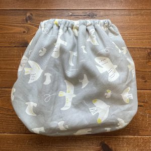 画像3: 「北欧-空のおさんぽ」透湿性防水布入りトレパン【ハンドメイド】立ったまま交換出来る♪ パンツ型おむつカバー/トリ,鳥,グレー (3)