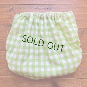画像3: 【大きいトレパン XL:90-110】 ギンガムチェック（グリーン） パンツ型おむつカバー（防水）立ったまま交換出来る♪緑 (3)