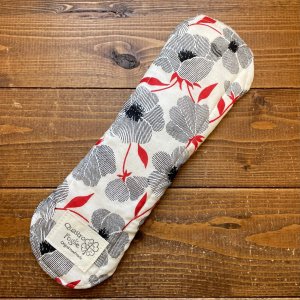 画像4: 【5枚以上まとめ買いで送料無料】 手作り布ナプキン「北欧-凛花」 ｜防水・昼・多い日用【レギュラーMサイズ】 繰り返し使えてお肌に優しいハンドメイド (4)