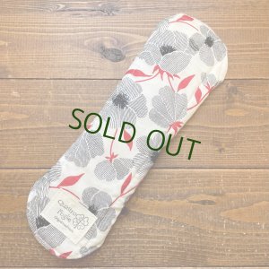 画像4: 【5枚以上まとめ買いで送料無料】 手作り布ナプキン「北欧-凛花」 ｜防水・昼・多い日用【レギュラーMサイズ】 繰り返し使えてお肌に優しいハンドメイド (4)
