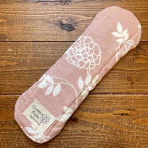 画像4: 【5枚以上まとめ買いで送料無料】 手作り布ナプキン「北欧ぬくもりフラワー」 ｜防水・昼・多い日用【レギュラーMサイズ】 繰り返し使えてお肌に優しいハンドメイド (4)