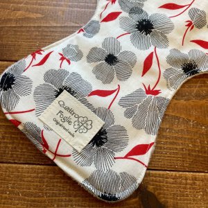 画像2: 夜用布ナプキン30cm 多い日も安心の防水仕様 北欧-凛花 【ハンドメイド】レッド (2)