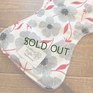 画像2: 夜用布ナプキン30cm 多い日も安心の防水仕様 北欧-凛花 【ハンドメイド】レッド (2)