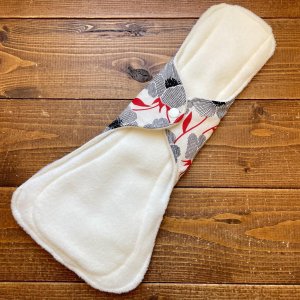 画像3: 夜用布ナプキン30cm 多い日も安心の防水仕様 北欧-凛花 【ハンドメイド】レッド (3)