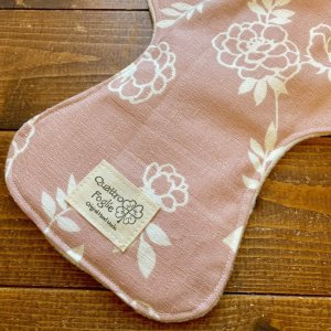 画像2: 夜用布ナプキン30cm 多い日も安心の防水仕様 北欧ぬくもりフラワー 【ハンドメイド】ピンク (2)