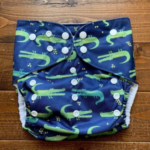 画像1: 【2~7歳向け/BIGサイズ】 わくわくワニくん（ネイビー） ポケット式 ワンサイズおむつ/立体ギャザー付き（スナップ/ツルツル生地）男の子,わに (1)