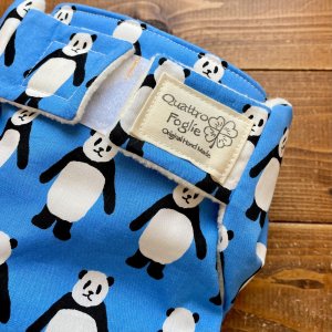 画像2: こっちむいてパンダ（ブルー） 【よつばのおむつ/日本製/ハンドメイド】 布おむつカバー （透湿性防水布使用）青,男の子 (2)