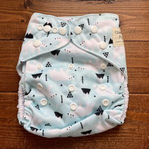 画像1: 早い者勝ち¥0プレゼント 【お買い上げ15,000円以上特典】 訳ありワンサイズおむつ 「シロクマ（スナップ）」 (1)