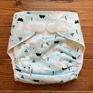 画像1: 早い者勝ち¥0プレゼント 【お買い上げ15,000円以上特典】 訳ありワンサイズおむつ 「シロクマ（マジックテープ）」 (1)