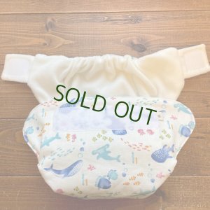 画像4: 海の仲間たち（ホワイト白） 【よつばのおむつ/日本製/ハンドメイド】 布おむつカバー （透湿性防水布使用）魚,ジンベエザメ,クジラ (4)