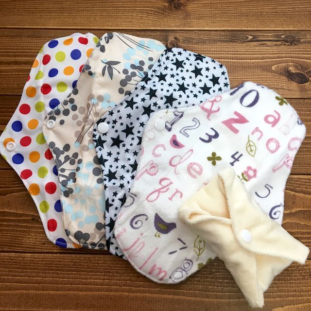布ナプキン 新柄アップ 布おむつ専門店 布おむつ本舗 ハンドメイド ワンサイズおむつカバー 魔法のおむつが人気