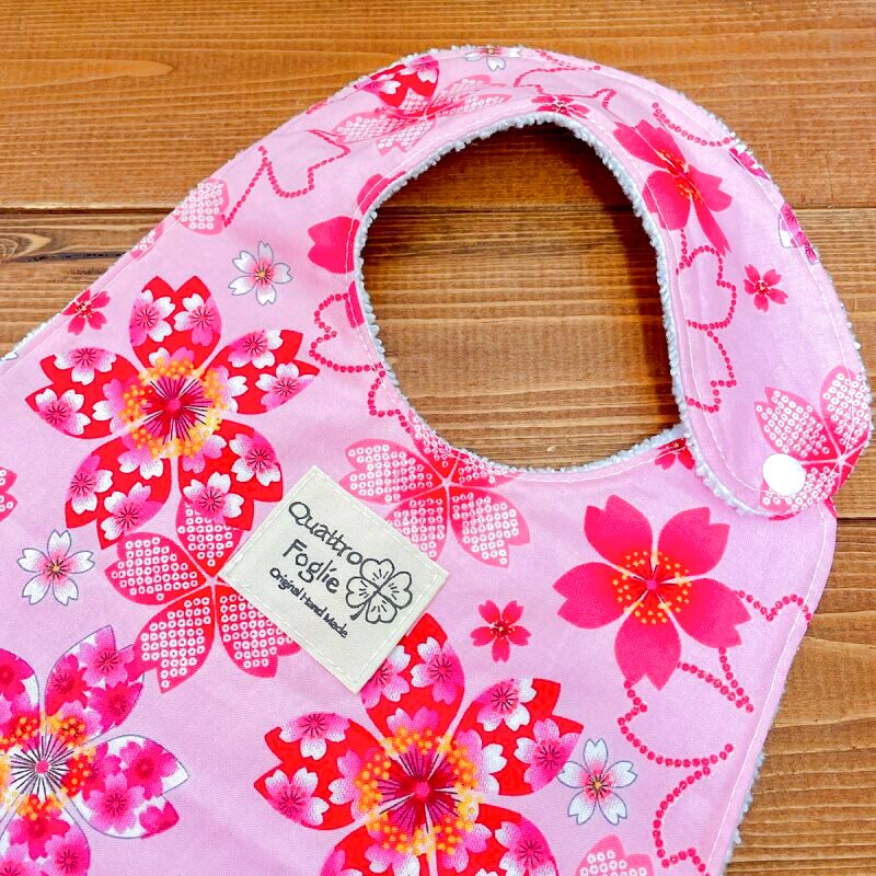 2021年春の スタイ 花柄 ecousarecycling.com